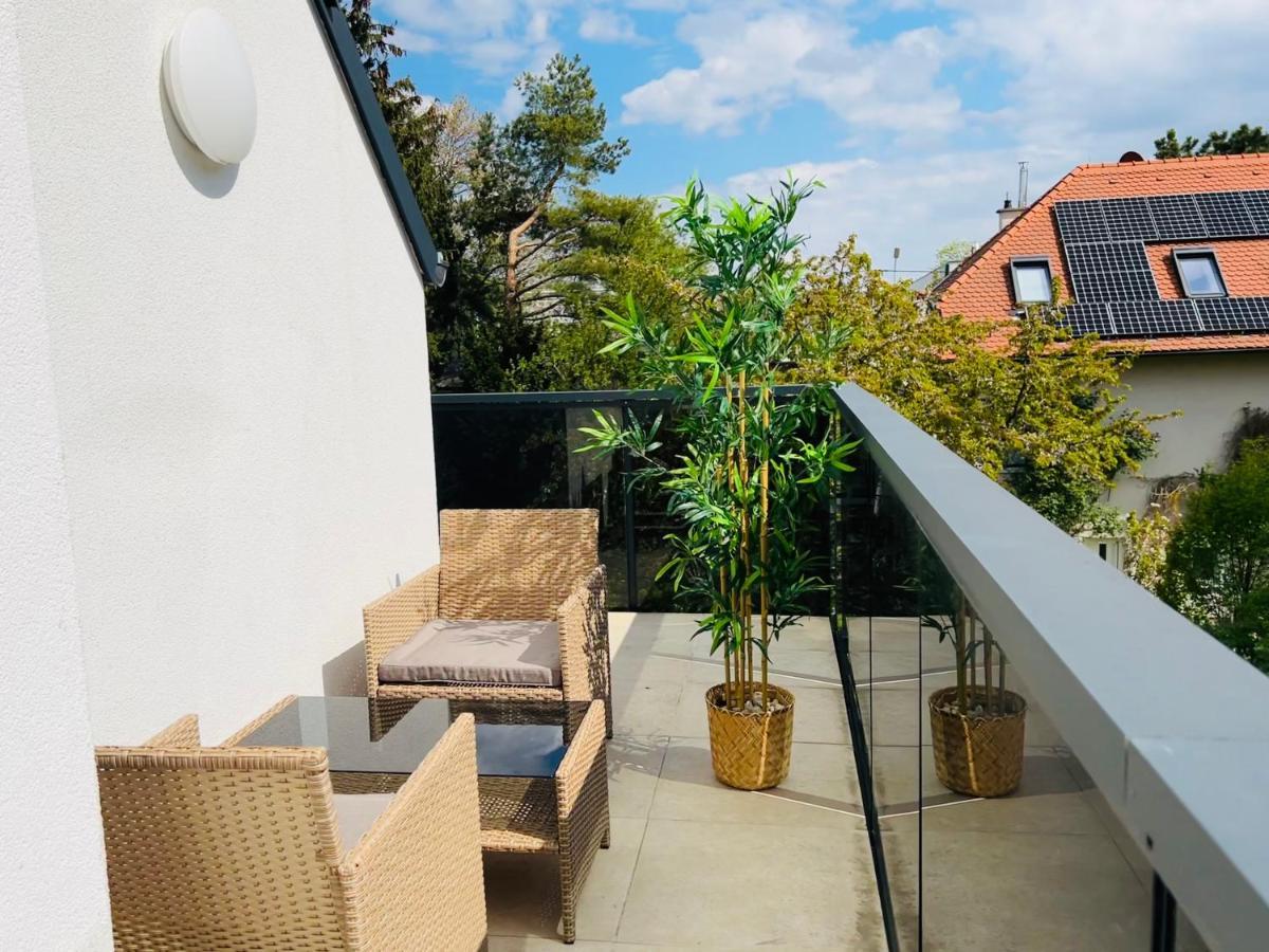 Апартаменты Modern - Free Parking - Balcony Вена Экстерьер фото
